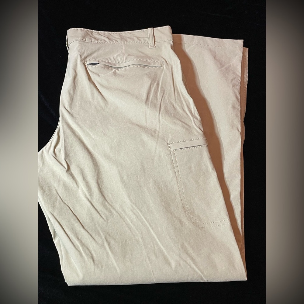 Men's Tan Pants